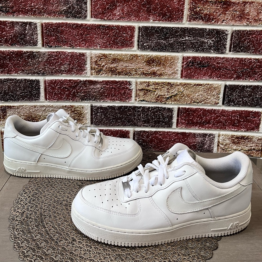 Nike Air Force 1 White Sneakers
